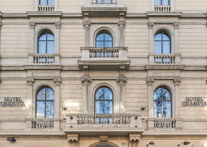 Granvia Szálloda 3*