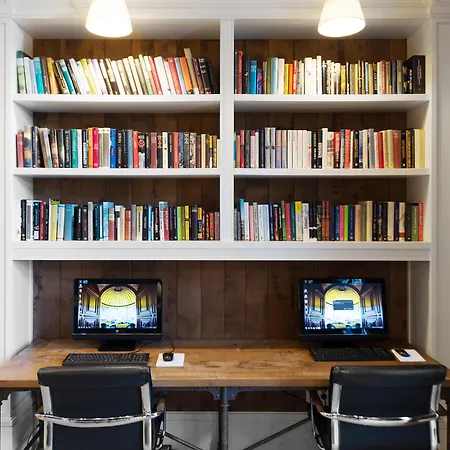 그란비아 호텔 3*