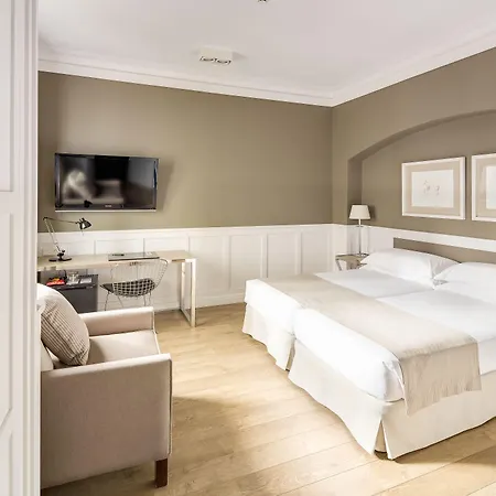 Granvia Отель Барселона