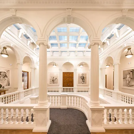 Hotel Granvia 3*