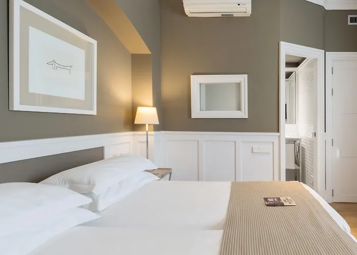 グランヴィア ホテル 3*