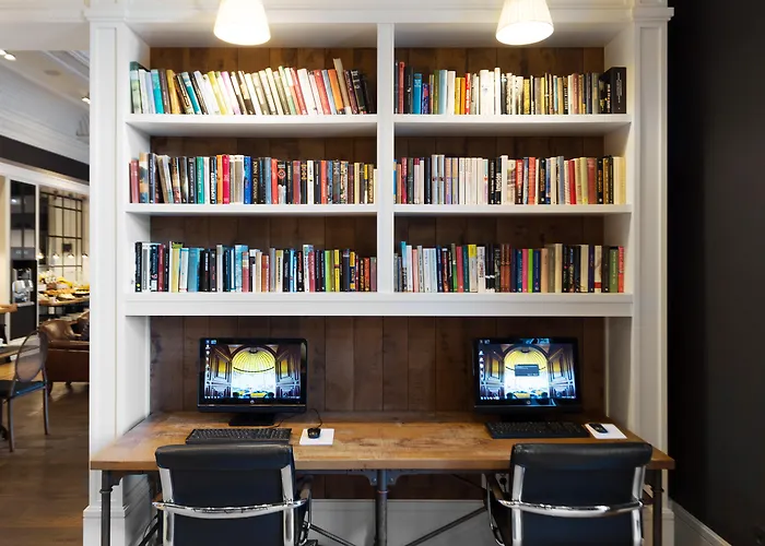 グランヴィア ホテル 3*