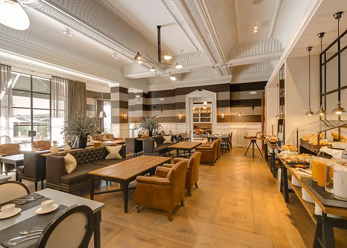 グランヴィア ホテル 3*