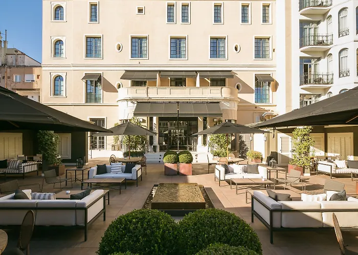 Granvia Hotel 3*