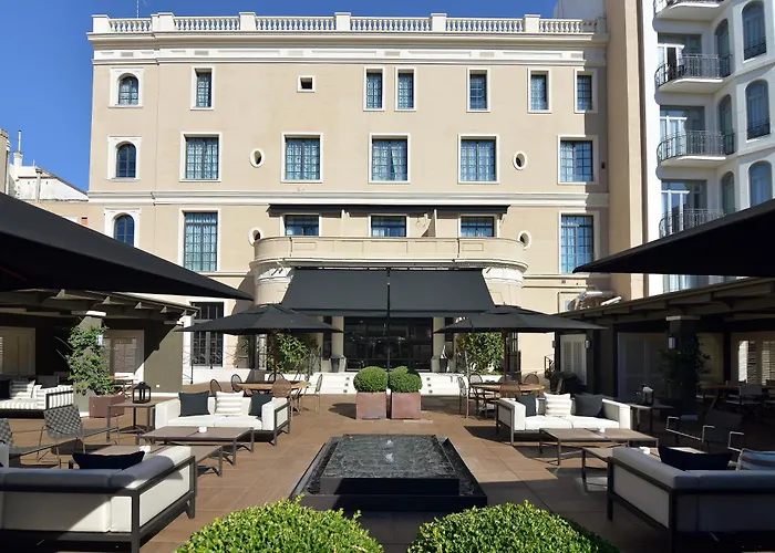 Hotel Granvia 3*