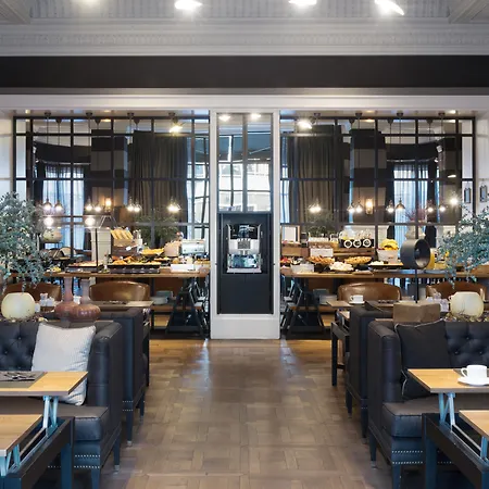 Granvia Hotel 3*
