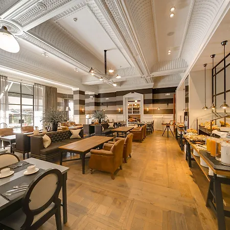 グランヴィア ホテル 3*